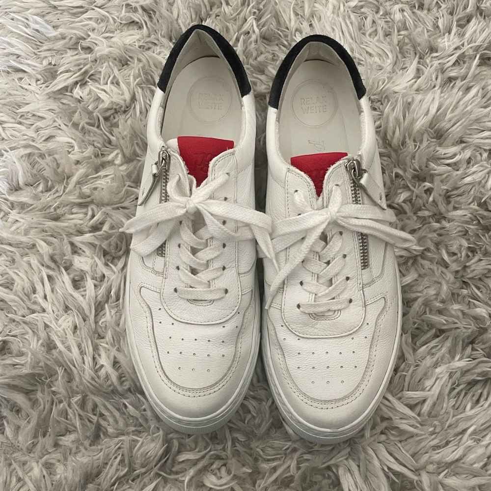 Paul Green Ryder Sneaker, 10.5, excellent condition